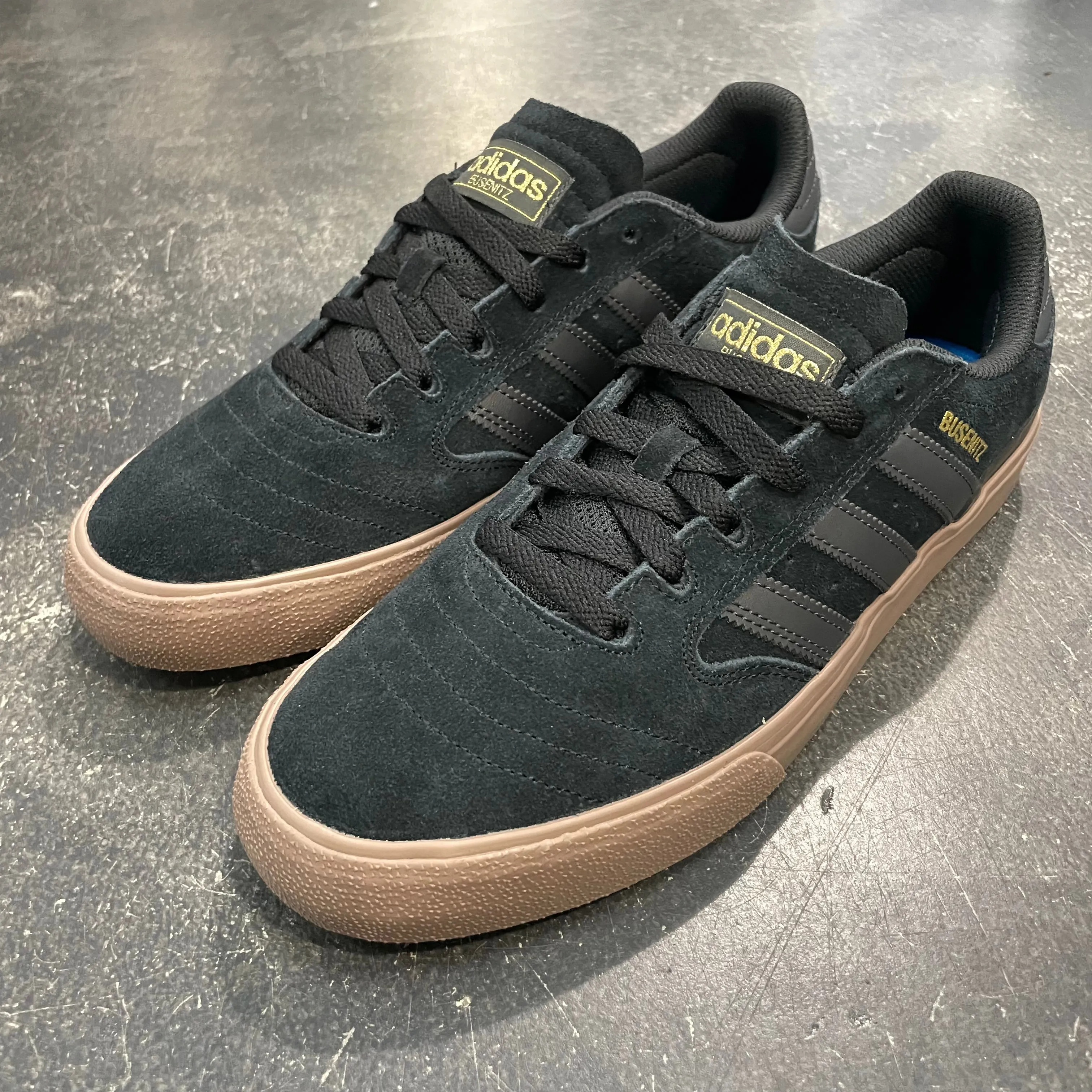 Adidas Busenitz Vulc II Black/Carbon/Gum
