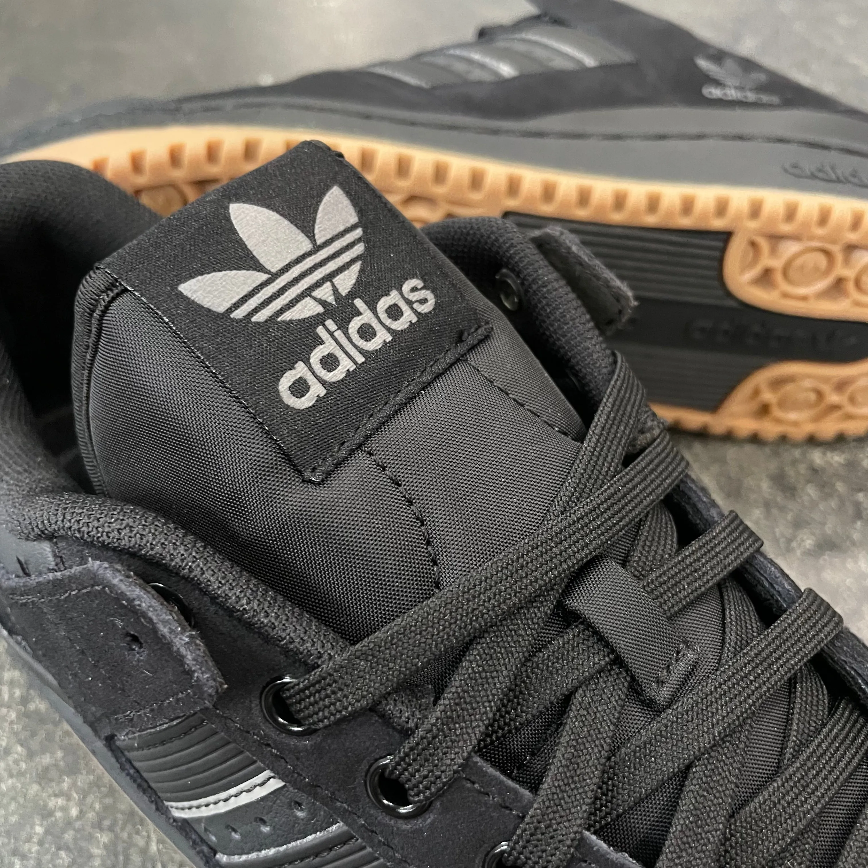 Adidas Forum 84 Low ADV Black/Carbon/Grey