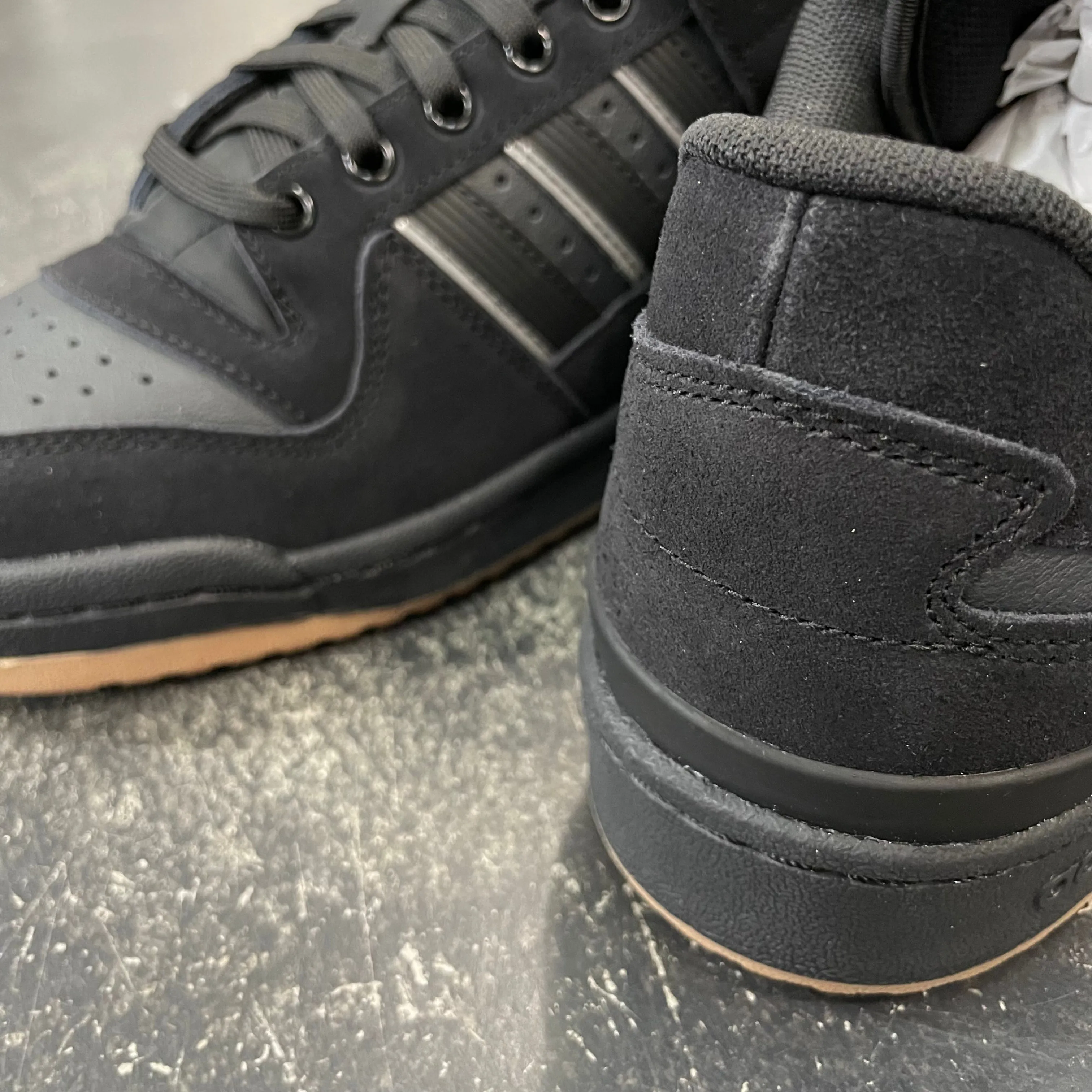 Adidas Forum 84 Low ADV Black/Carbon/Grey
