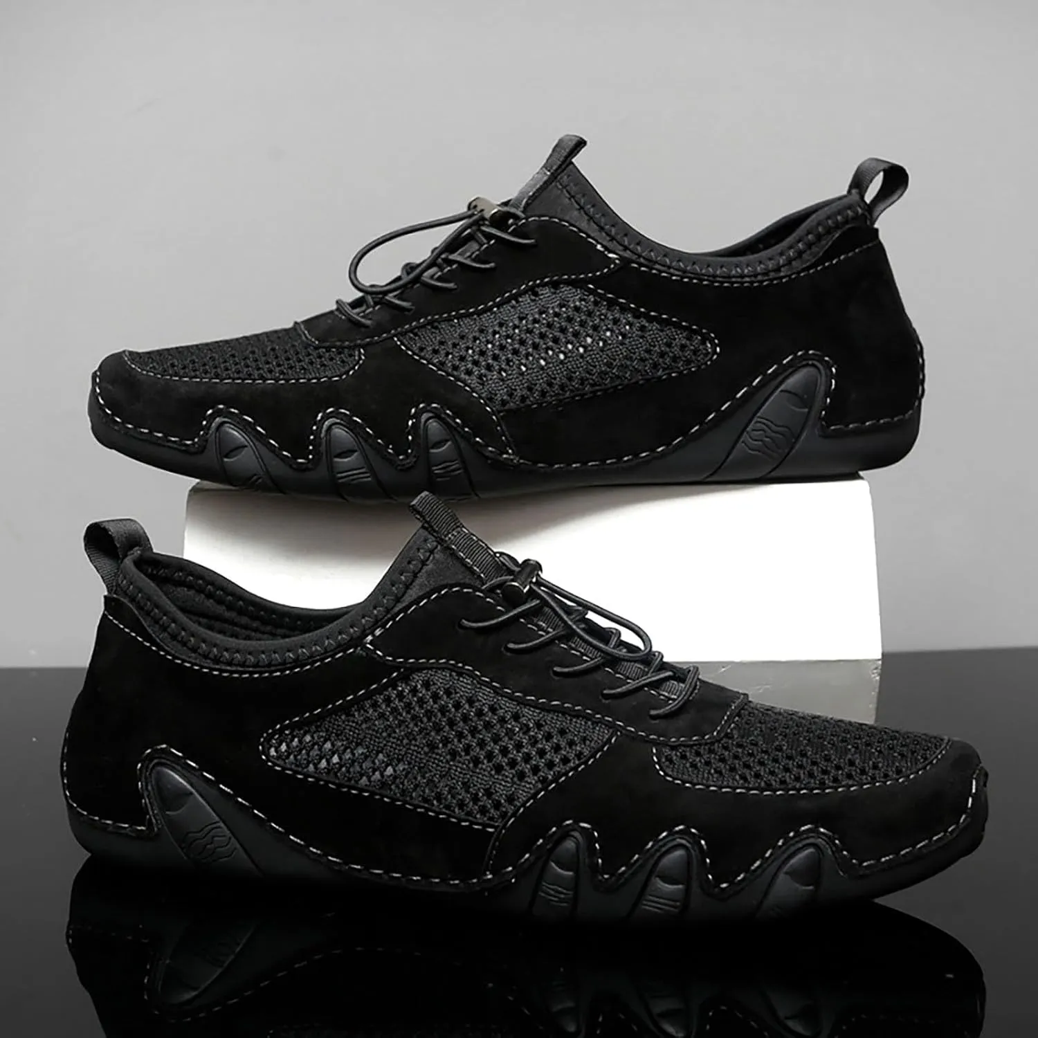 Men's Casual Sneakers Lightweight Comfortable Walking Shoes Adjustable Laces Versatile for Daily Wear Travel