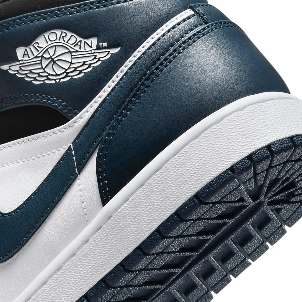 Nike mens Air Jordan 1 Mid