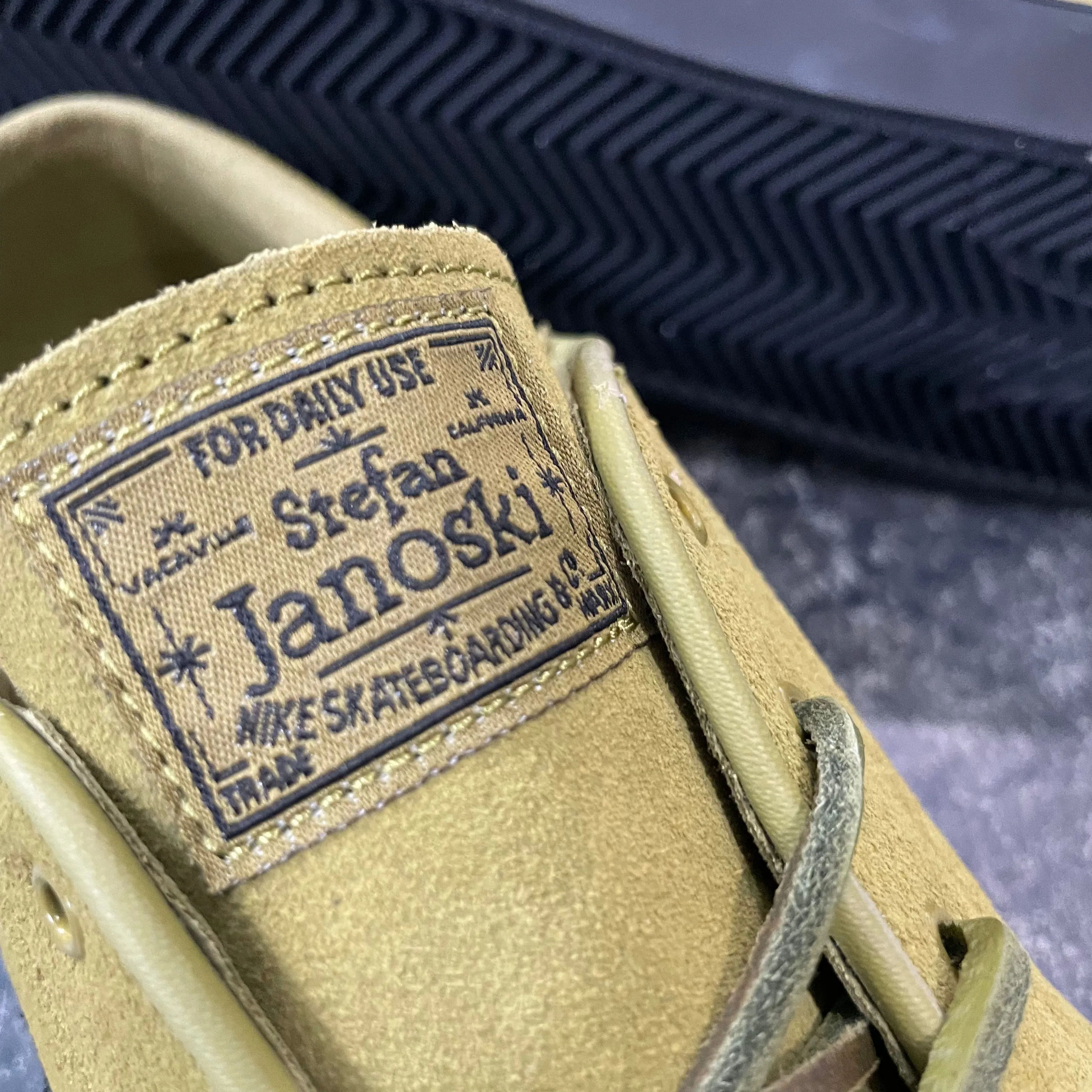 Nike SB Janoski OG  Pacific Moss/Black